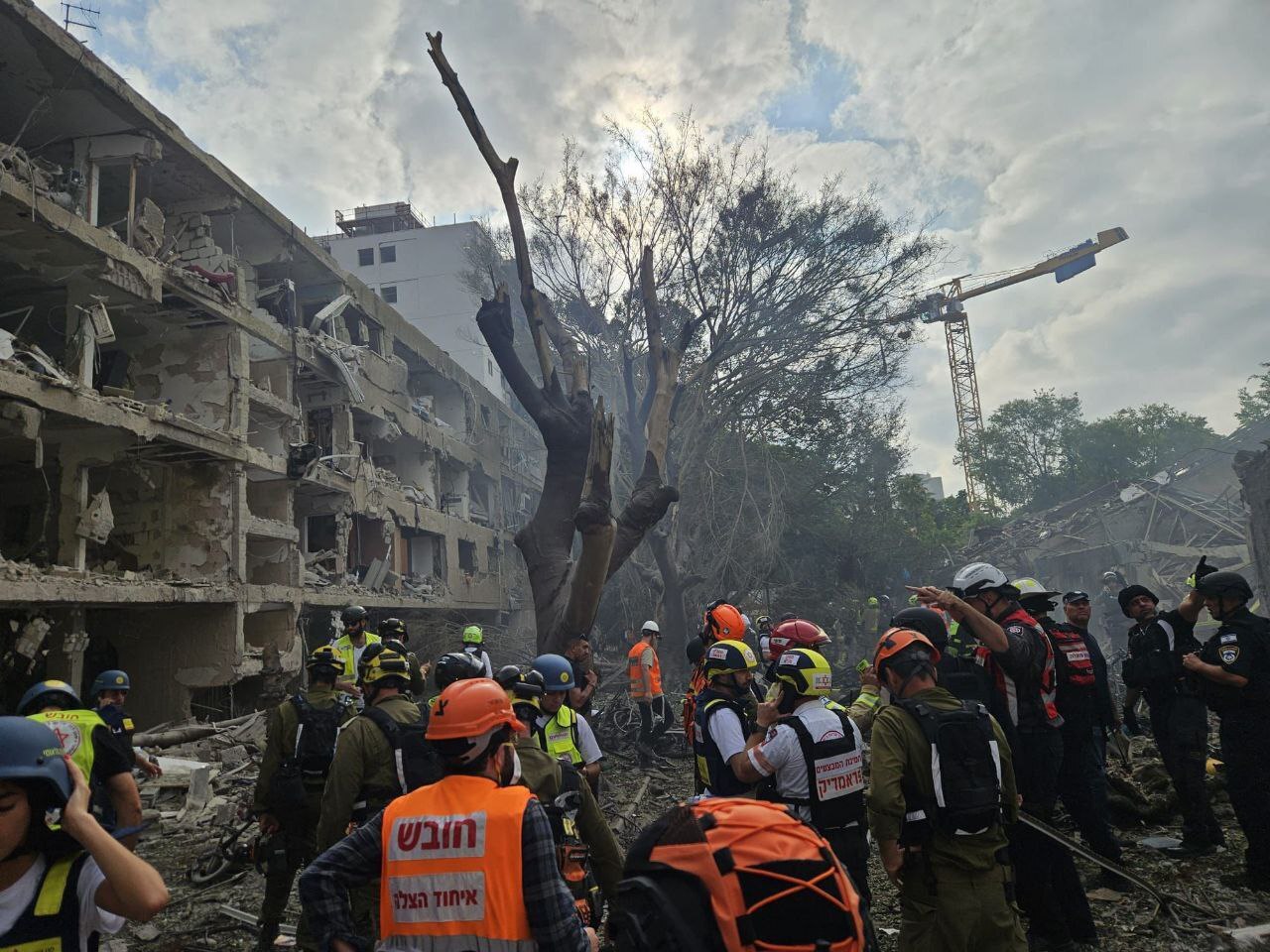 موج جدید حمله موشکی ایران/ اصابت موشک به حیفا بدون فعال شدن آژیر هشدار/ تل‌آویو هدف موشک‌باران ایران