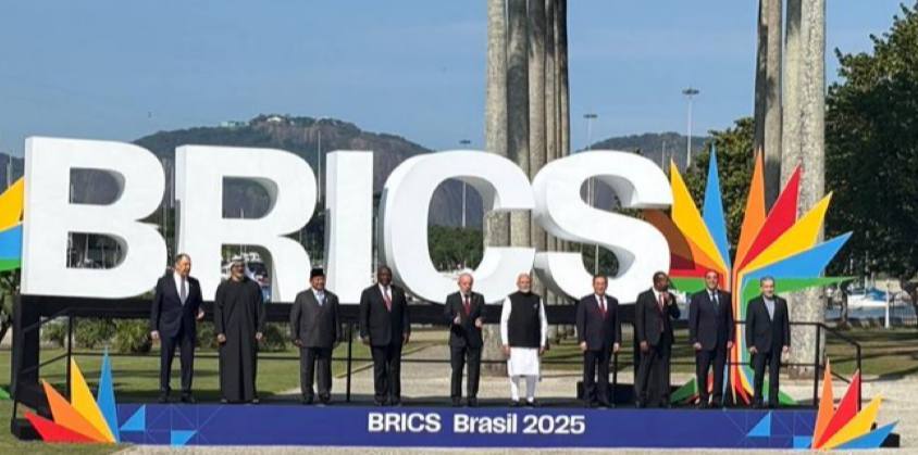 عراقچی: رژیم اسرائیل و ایالات متحده باید بهدلیل نقض حقوق بینالملل پاسخگو شوند عراقچی: رژیم اسرائیل و ایالات متحده باید بهدلیل نقض حقوق بینالملل پاسخگو شوند