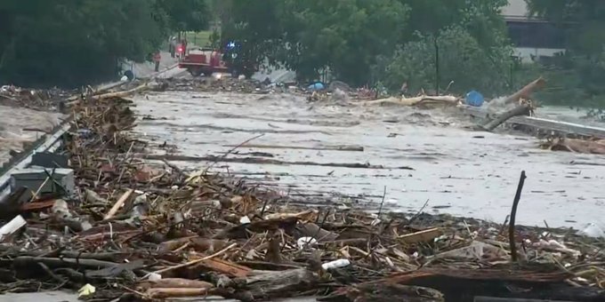 افزایش تلفات و مفقودیهای سیل در تگزاس افزایش تلفات و مفقودیهای سیل در تگزاس