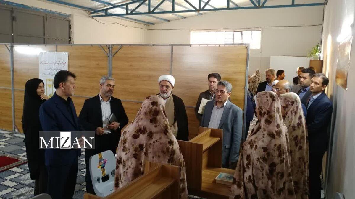 رئیس کل دادگستری استان سمنان از زندان شاهرود بازدید کرد/موافقت با اعطای ارفاقات قانونی به ۱۰۵۲ زندانی واجد شرایط