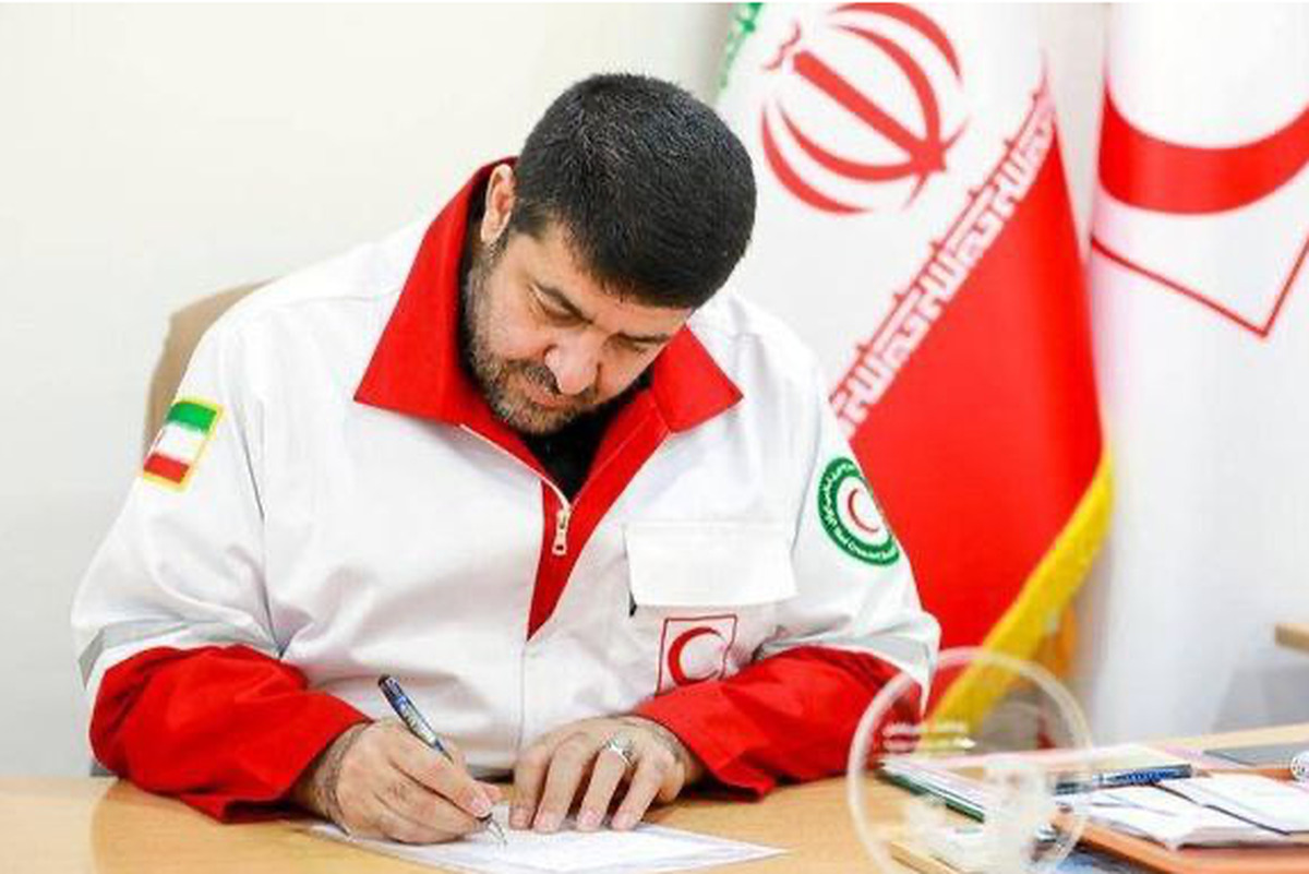 پیام قدردانی رئیس جمعیت هلال‌احمر از امدادگران و نجاتگران هلال‌احمر در خدمت‌رسانی به حادثه‌دیدگان حملات رژیم صهیونیستی