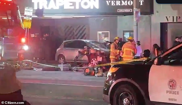 ورود خودرو به میان جمعیت در لس‌آنجلس؛ ۲۰ نفر زخمی شدند