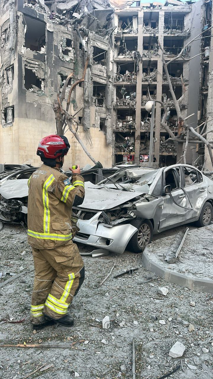 انفجارهای متعدد در تلآویو، حیفا، الجلیل، جولان اشغالی، صحرای النقب و دیگر مناطق اراضی اشغالی/صدای آژیر خطر در دیمونا/اصابت موشک به چند نقطه از سرزمینهای اشغالی انفجارهای متعدد در تلآویو، حیفا، الجلیل، جولان اشغالی، صحرای النقب و دیگر مناطق اراضی اشغالی/صدای آژیر خطر در دیمونا/اصابت موشک به چند نقطه از سرزمینهای اشغالی