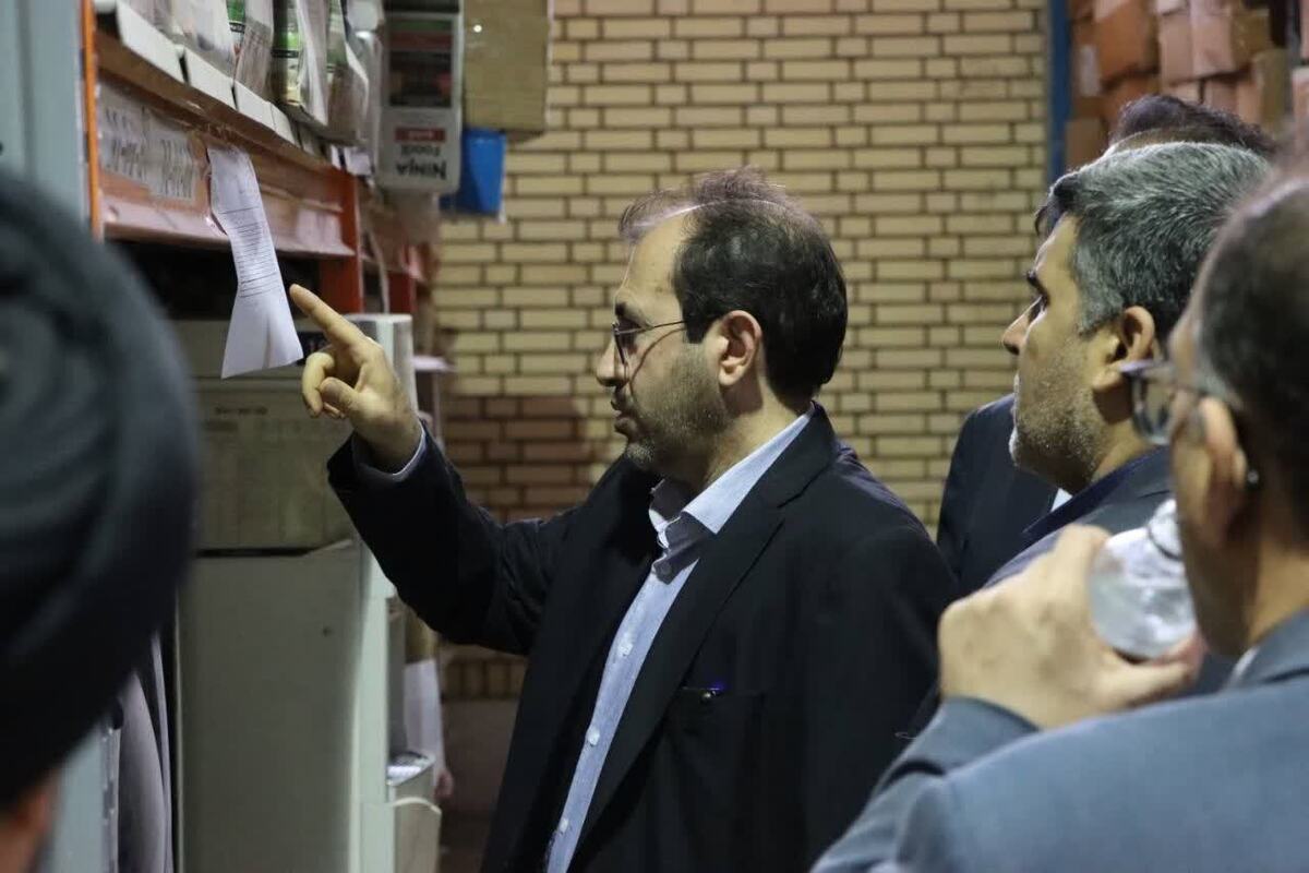 بازدید رئیس کل دادگستری خوزستان از انبار‌های اموال تملیکی استان/ بالغ بر ۴ همت کالا از انبار‌های اموال تملیکی استان تعیین تکلیف شد 