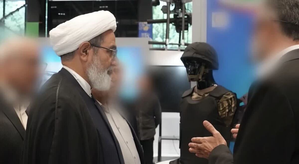 بازدید رئیس سازمان قضایی نیرو&zwnj;های مسلح کل کشور از آخرین دستاورد&zwnj;ها و توانمندی&zwnj;های صنعت دفاعی کشور