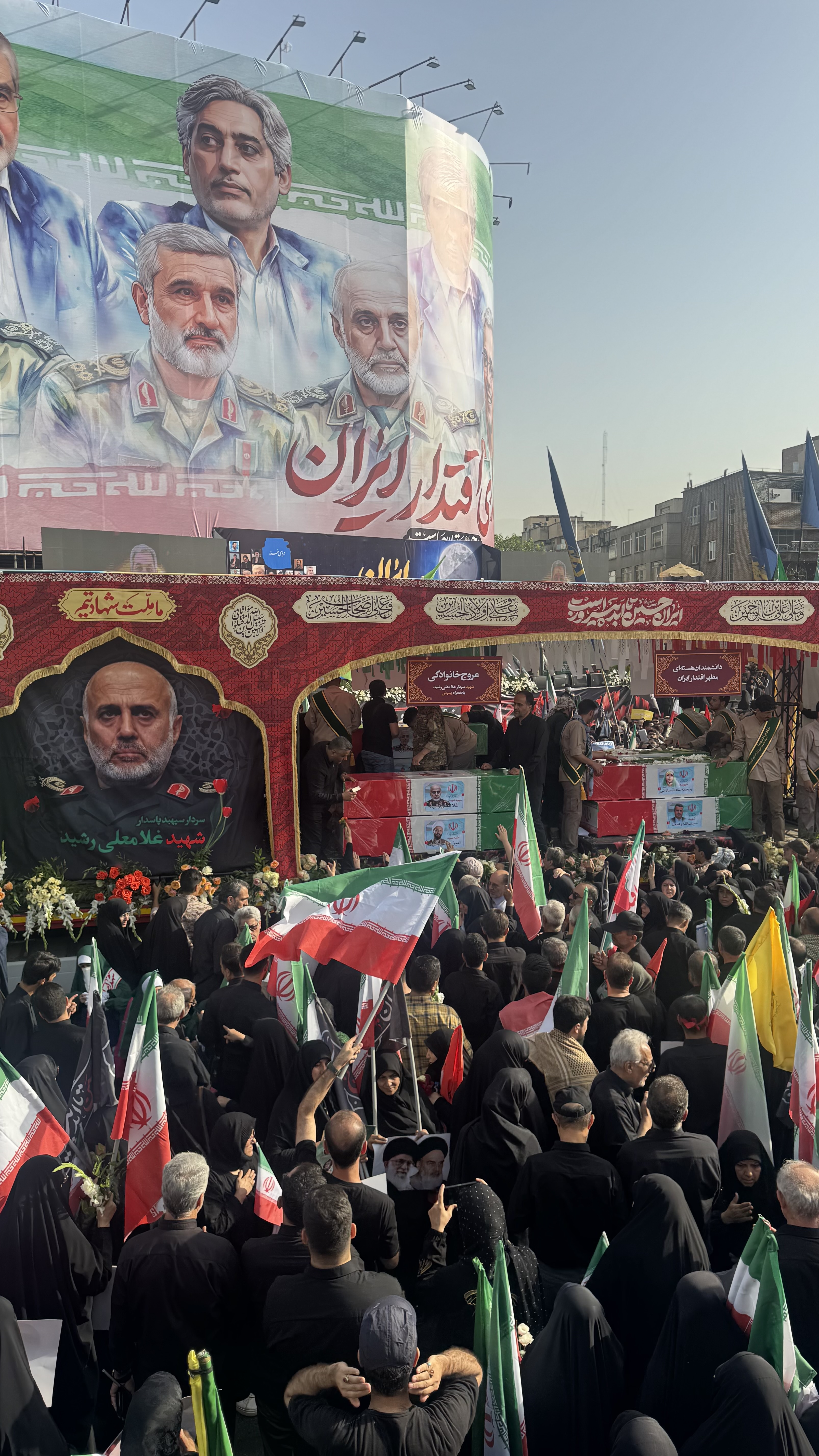 تشییع پیکر شهدای جنگ تحمیلی رژیم صهیونیستی در تهران