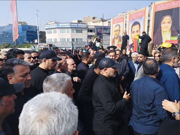 حضور شخصیت‌های لشکری و کشوری در مراسم تشییع شهدای اقتدار