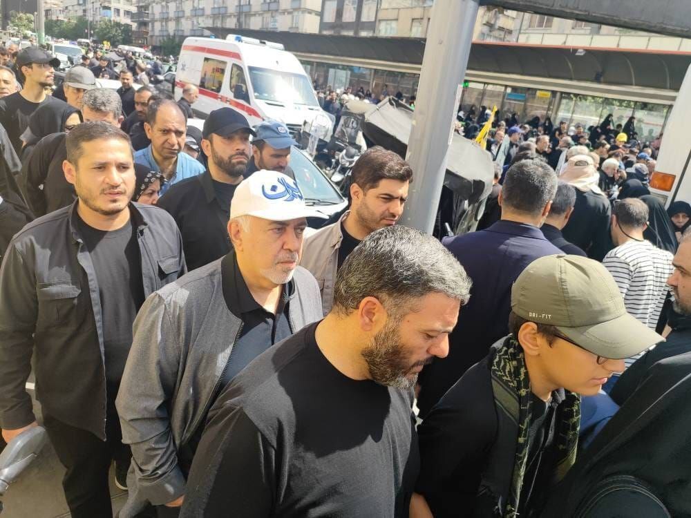 حضور شخصیت‌های لشکری و کشوری در مراسم تشییع شهدای اقتدار