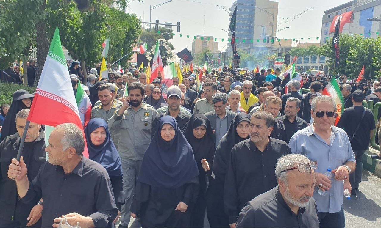 حضور شخصیت‌های لشکری و کشوری در مراسم تشییع شهدای اقتدار