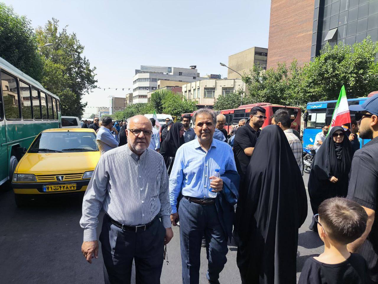 حضور شخصیت‌های لشکری و کشوری در مراسم تشییع شهدای اقتدار