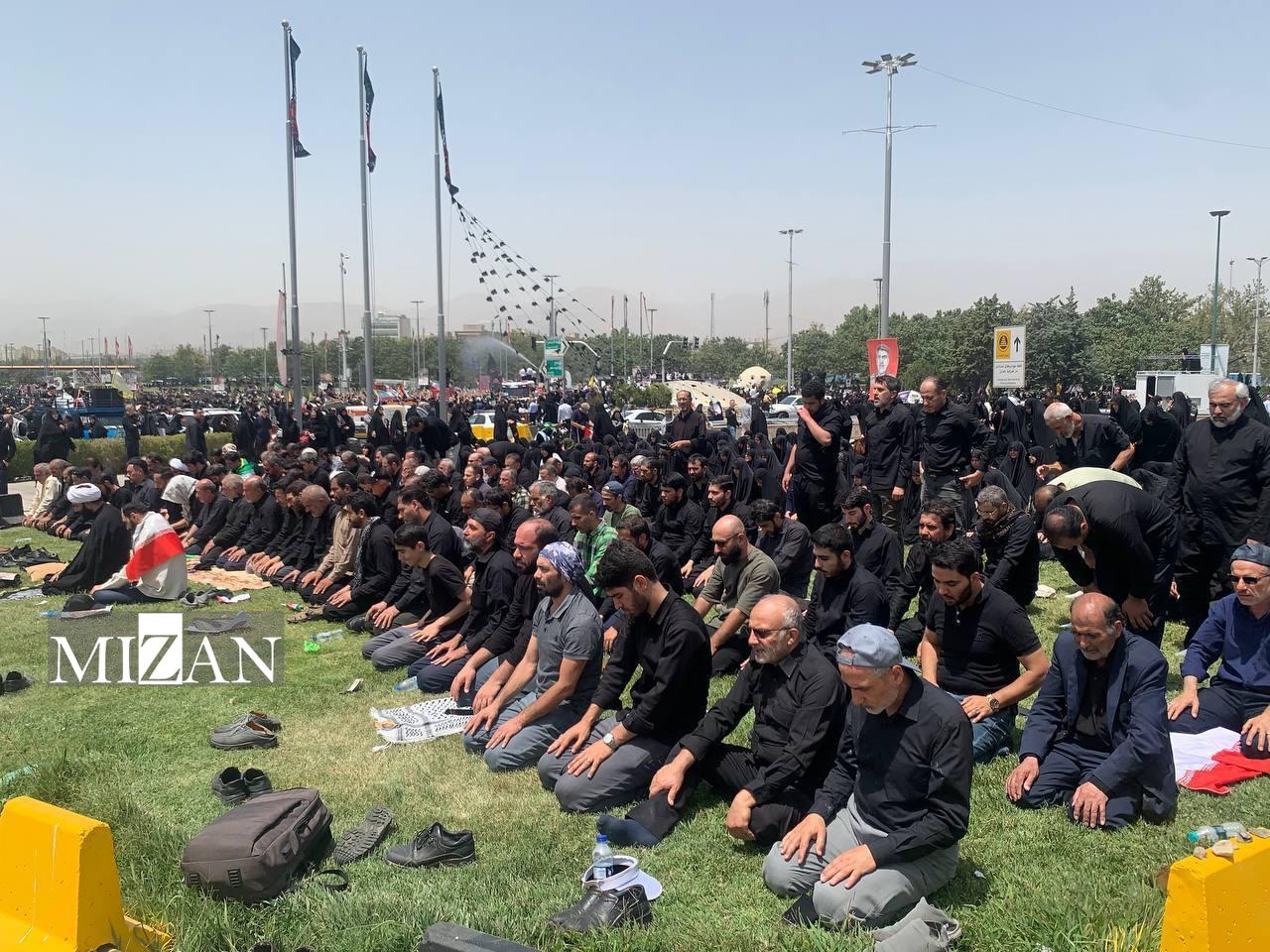 عشق مردم به شهدایشان، بر گرمای بی‌حد تهران چیره شد