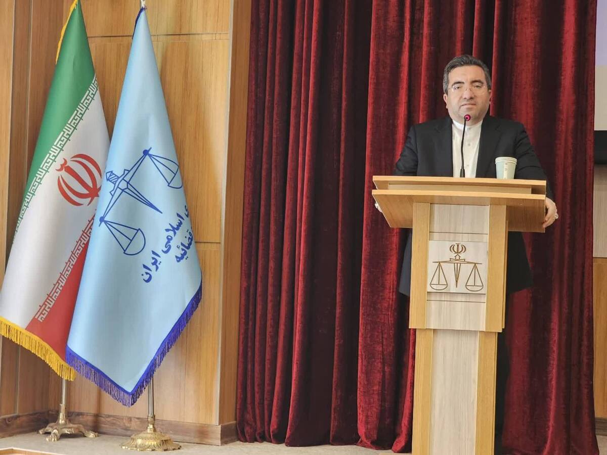 آیین تحلیف ۷۵ سردفتر جدید ۴ استان غرب کشور برگزار شد/ آغاز به کار کانون سردفتران ازدواج و طلاق در استان همدان