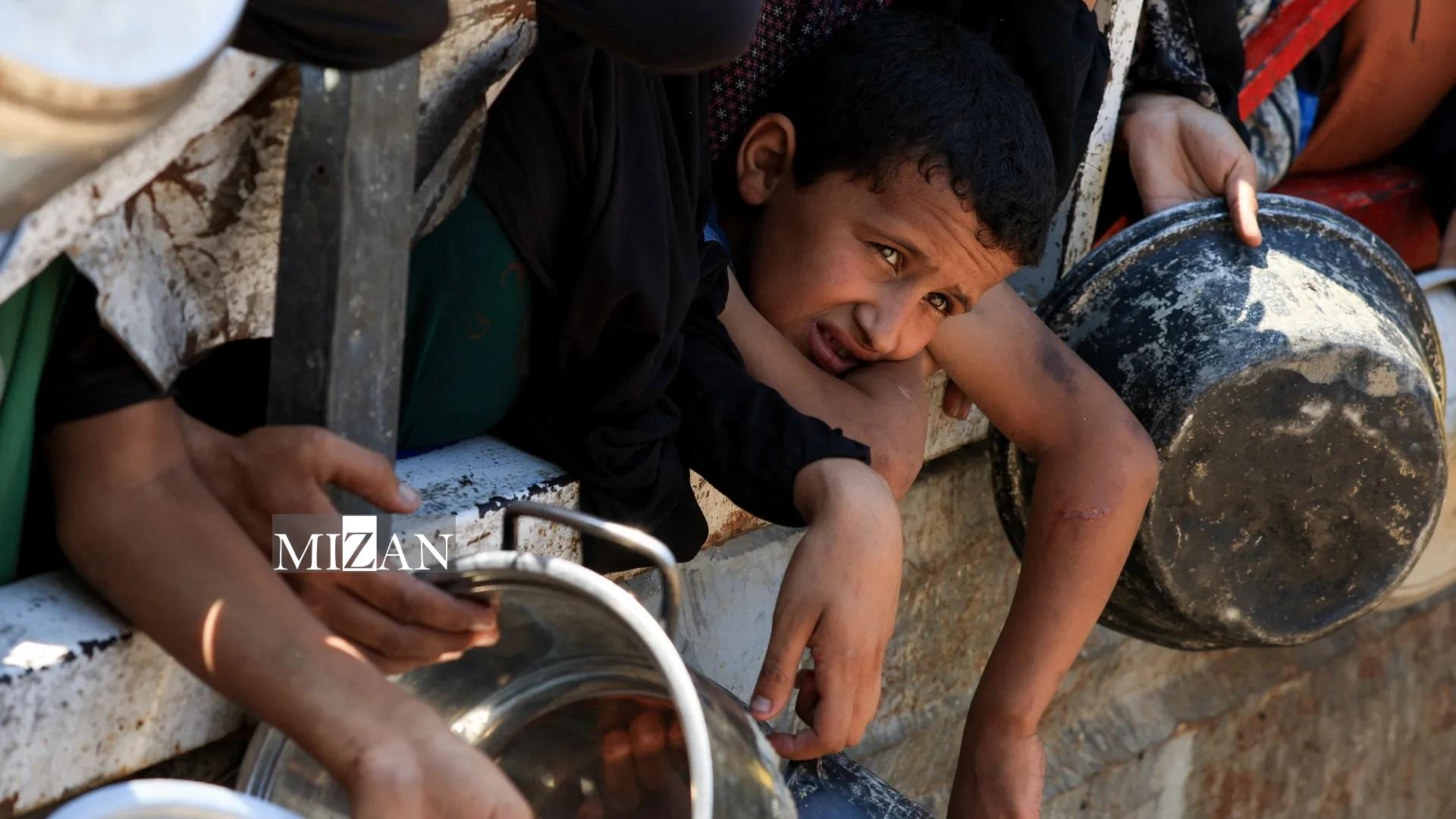 گرسنگی و قحطی در غزه؛ رژیم صهیونیستی در حال مهندسی مرگ فلسطینی‌ها