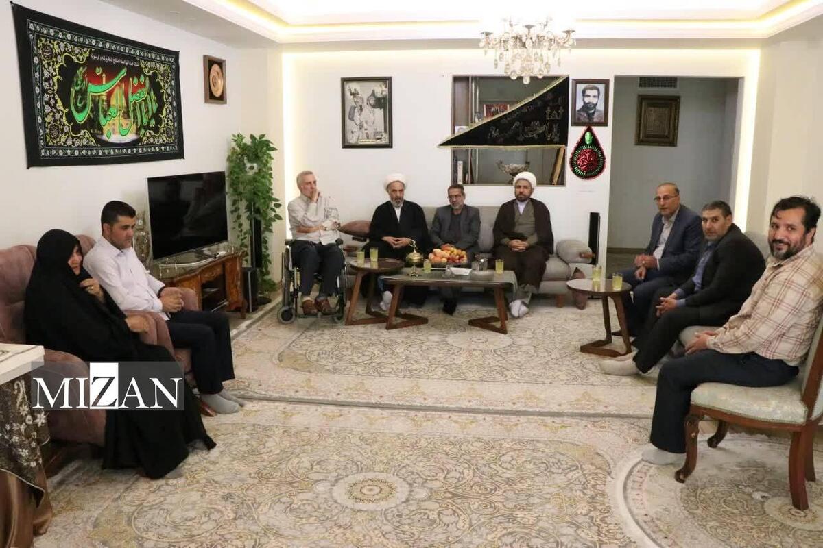 رئیس کل دادگستری زنجان با خانواده شهید عشقعلی بیات دیدار کرد