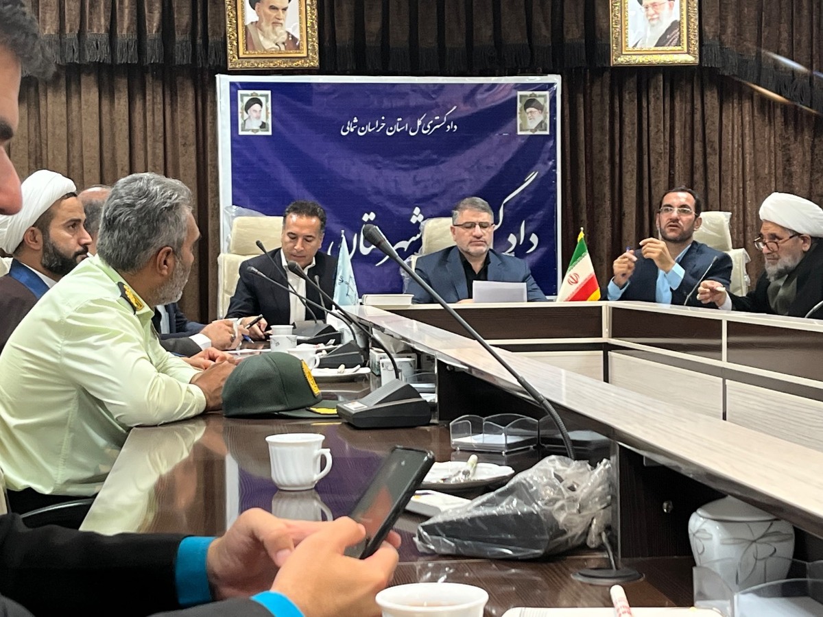 رئیس سازمان پزشکی قانونی: تأکید قوه قضاییه بر جلوگیری از تعطیلی واحدهای تولیدی و کارخانه هاست