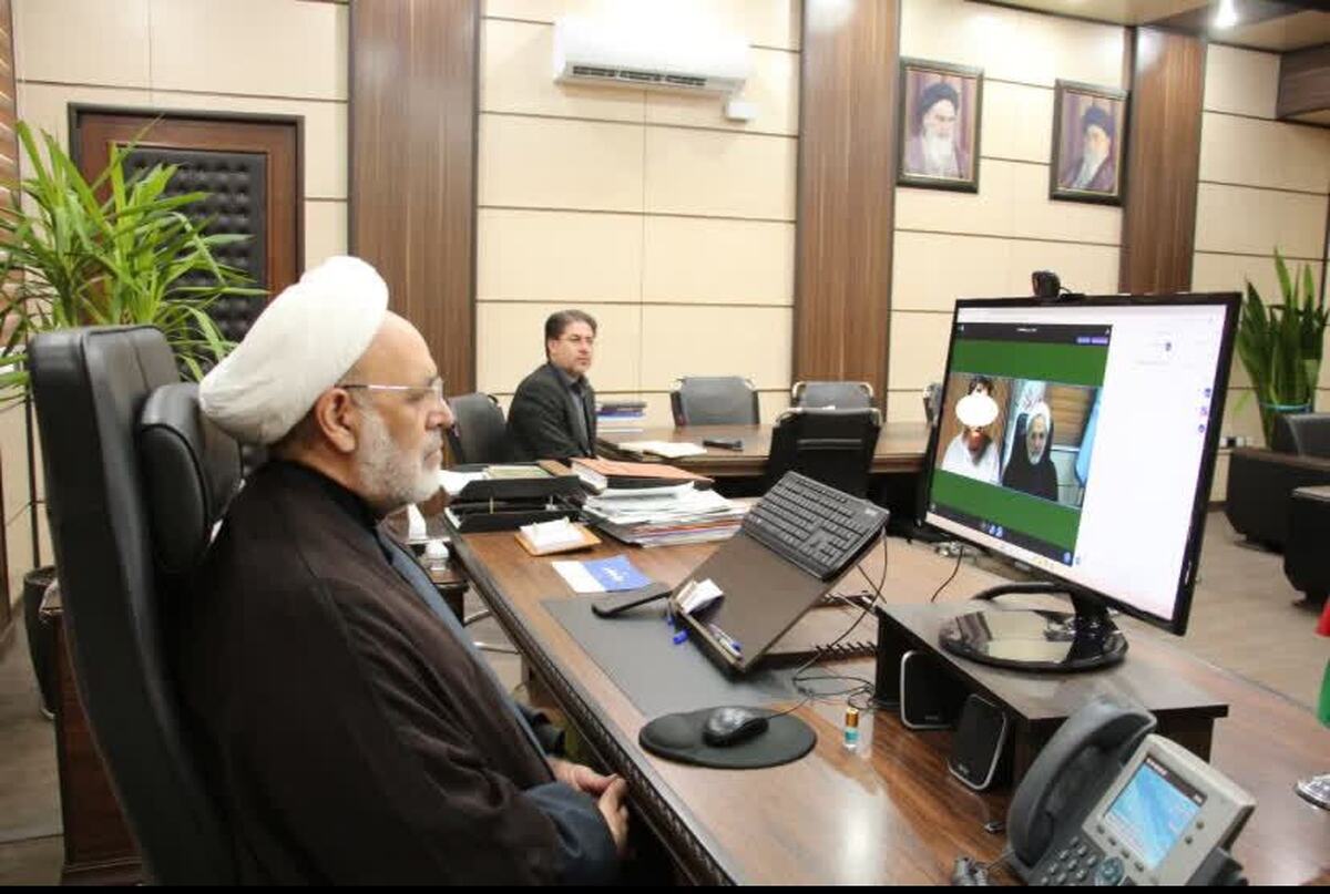 رئیس کل دادگستری استان سمنان در برنامه ملاقات مردمی به درخواست ۴۵ نفر از مراجعین و زندانیان رسیدگی کرد 