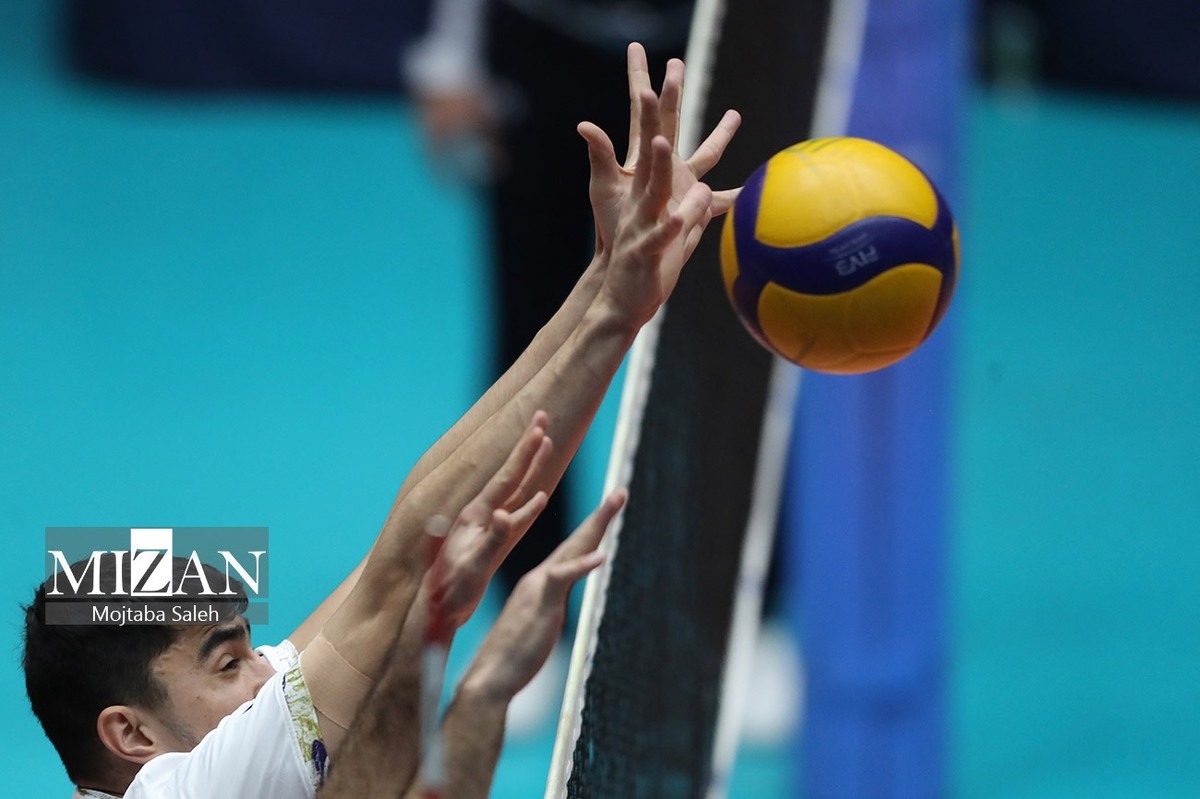 میرحسینی: دیر آمدن پیاتزا در هفته اول ضربه زد/ عبادی‌پور می‌توانست در لیست قهرمانی جهان باشد