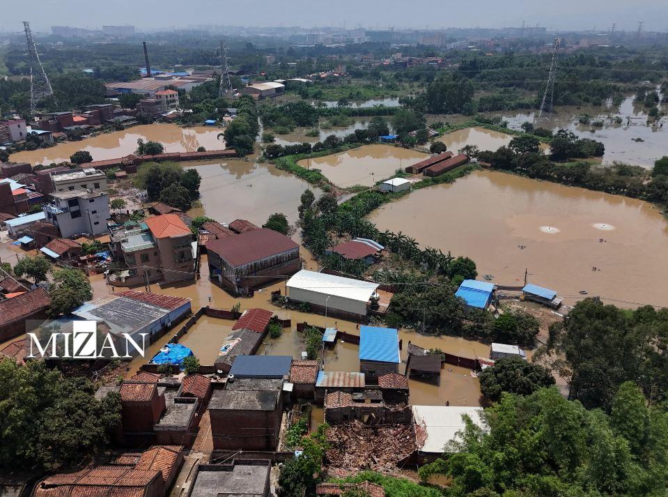 بارشهای سیلآسا در چین با ۱۰ کشته و ۳۳ مفقود بارشهای سیلآسا در چین با ۱۰ کشته و ۳۳ مفقود