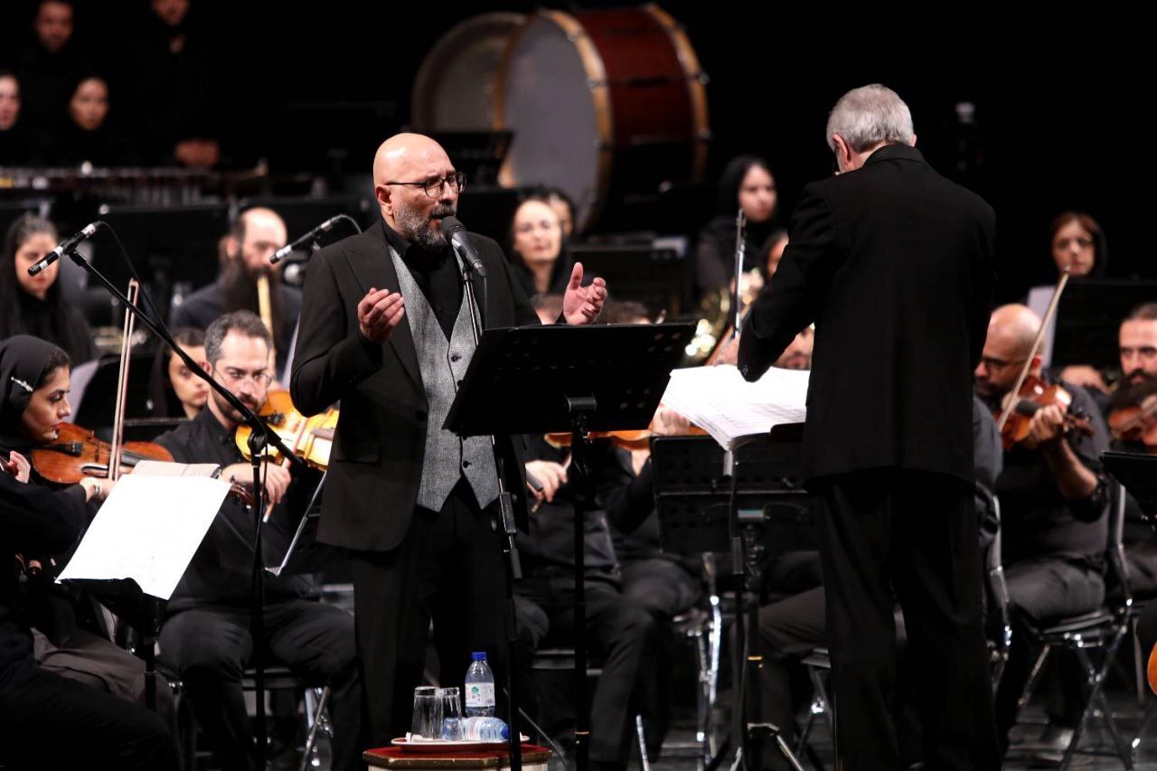 اجرای ارکستر موسیقی ملی ایران در تالار وحدت اجرای ارکستر موسیقی ملی ایران در تالار وحدت