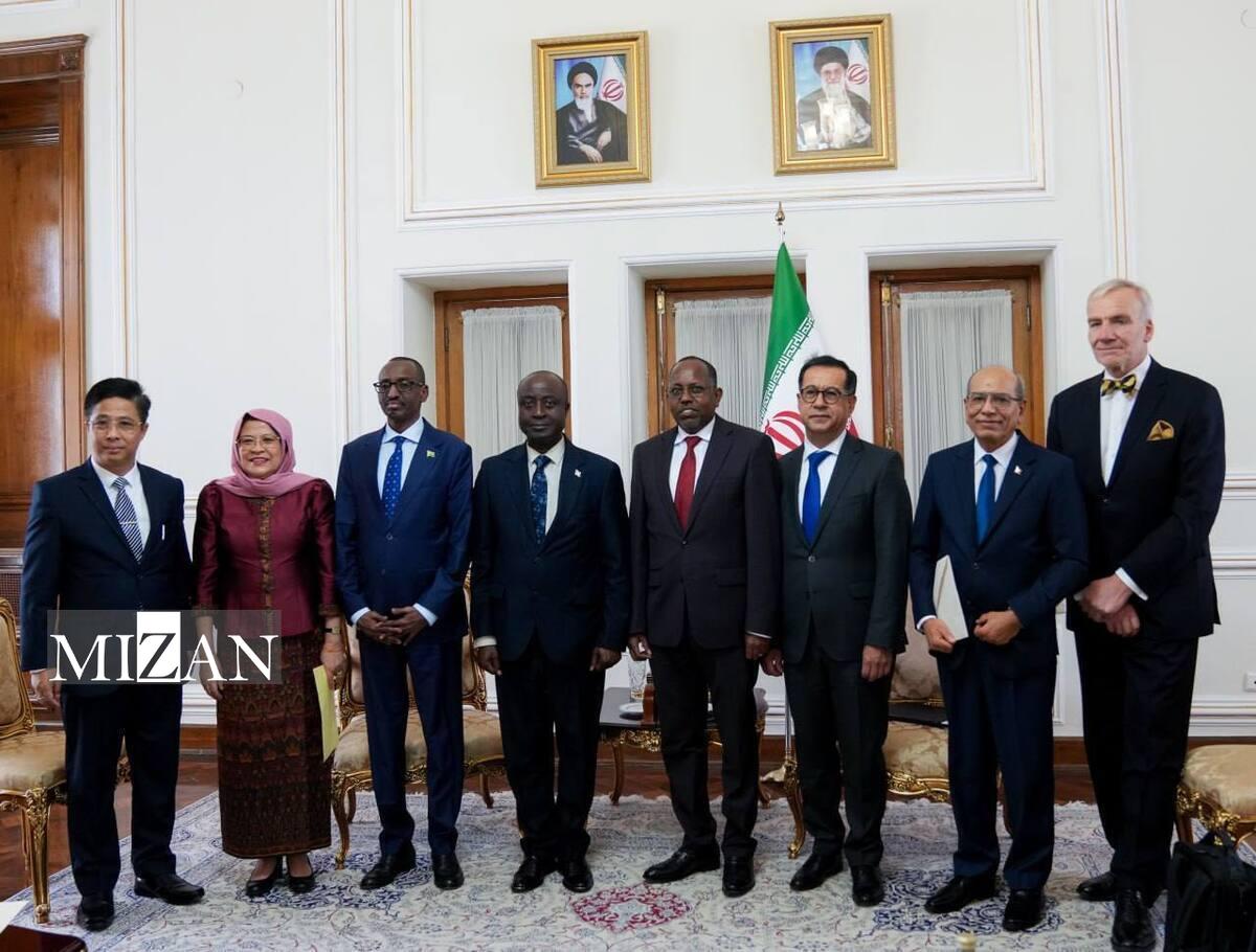 دیدار سفرای جدید آکردیته تعدادی از کشورها با عراقچی