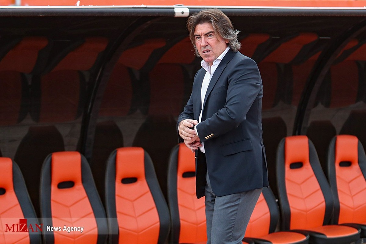 سرمربی استقلال به نشست خبری پیش از بازی با تراکتور نیامد