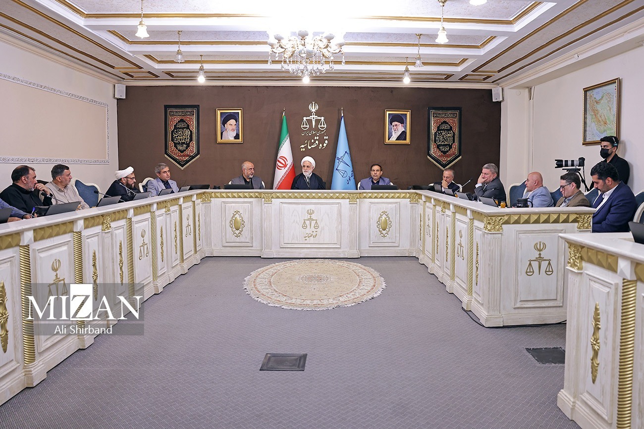 رئیس قوه قضاییه: از همه اصحاب رسانه میخواهم که حداکثر تا ۱۵ شهریور به ما اعلام کنند که آیا نیاز به اصلاح و بازنگری قانون در حوزه رسانه وجود دارد یا خیر؟/دشمن فراتر از جنگ و رویارویی سخت، بر روی جنگ شناختی و ادراکسازی متمرکز شده است رئیس قوه قضاییه: از همه اصحاب رسانه میخواهم که حداکثر تا ۱۵ شهریور به ما اعلام کنند که آیا نیاز به اصلاح و بازنگری قانون در حوزه رسانه وجود دارد یا خیر؟/دشمن فراتر از جنگ و رویارویی سخت، بر روی جنگ شناختی و ادراکسازی متمرکز شده است