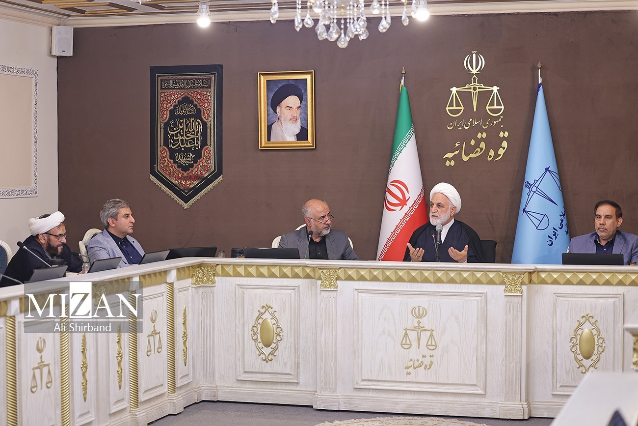 رئیس قوه قضاییه: از همه اصحاب رسانه میخواهم که حداکثر تا ۱۵ شهریور به ما اعلام کنند که آیا نیاز به اصلاح و بازنگری قانون در حوزه رسانه وجود دارد یا خیر؟/دشمن فراتر از جنگ و رویارویی سخت، بر روی جنگ شناختی و ادراکسازی متمرکز شده است رئیس قوه قضاییه: از همه اصحاب رسانه میخواهم که حداکثر تا ۱۵ شهریور به ما اعلام کنند که آیا نیاز به اصلاح و بازنگری قانون در حوزه رسانه وجود دارد یا خیر؟/دشمن فراتر از جنگ و رویارویی سخت، بر روی جنگ شناختی و ادراکسازی متمرکز شده است
