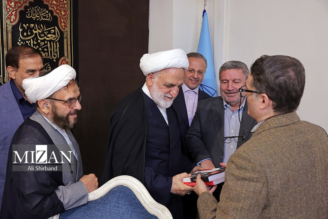 رئیس قوه قضاییه: از همه اصحاب رسانه میخواهم که حداکثر تا ۱۵ شهریور به ما اعلام کنند که آیا نیاز به اصلاح و بازنگری قانون در حوزه رسانه وجود دارد یا خیر؟/دشمن فراتر از جنگ و رویارویی سخت، بر روی جنگ شناختی و ادراکسازی متمرکز شده است رئیس قوه قضاییه: از همه اصحاب رسانه میخواهم که حداکثر تا ۱۵ شهریور به ما اعلام کنند که آیا نیاز به اصلاح و بازنگری قانون در حوزه رسانه وجود دارد یا خیر؟/دشمن فراتر از جنگ و رویارویی سخت، بر روی جنگ شناختی و ادراکسازی متمرکز شده است