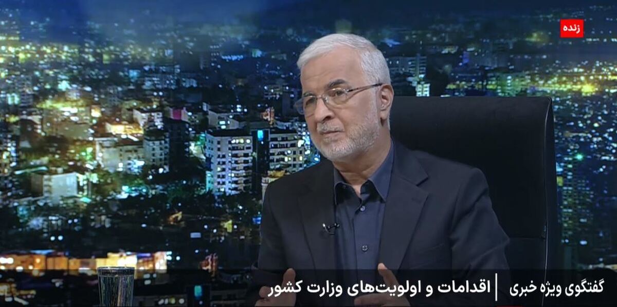 وزیر کشور: ۶ درصد تراکنش نان بعد از خروج اتباع کاهش پیدا کرده است/ آب تهران ظرفیت این مقدار جمعیت را ندارد