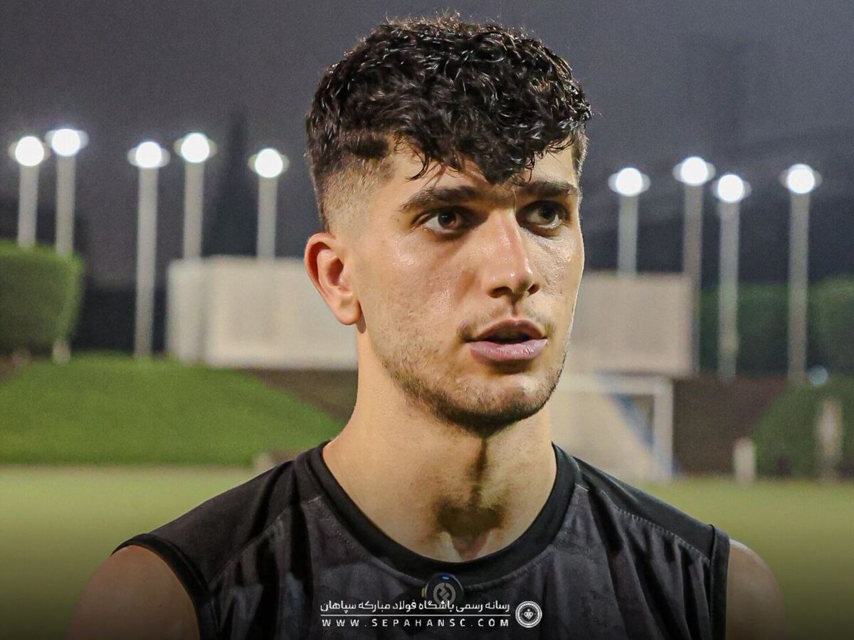 بازیکن تیم فوتبال سپاهان: برای یک بازی سخت، آماده هستیم