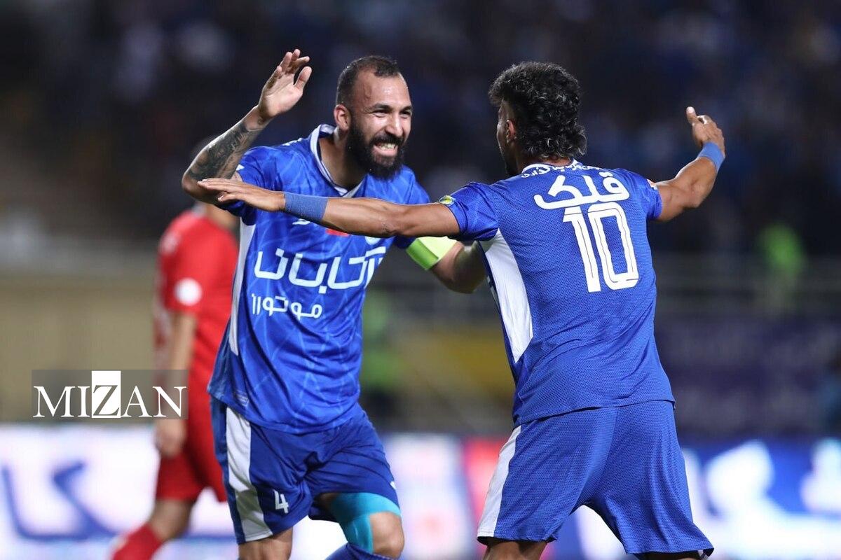 استقلال با پیروزی مقابل تراکتور به رختکن رفت + فیلم