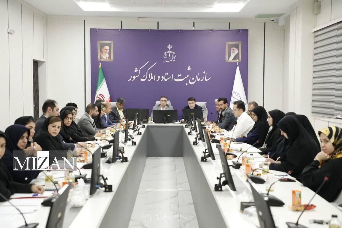 معاون راهبردی سازمان ثبت: بی‌نظمی، بزرگ‌ترین مانع شفافیت در سامانه‌های مالی و اداری است