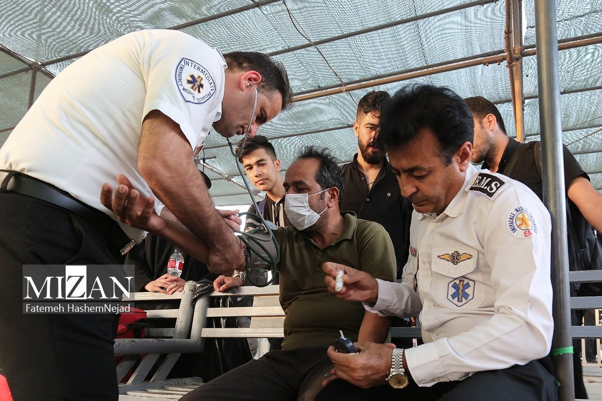 نجات جان بیش از ۵۰۰ زائر خارجی از گرمازدگی در مرز چذابه