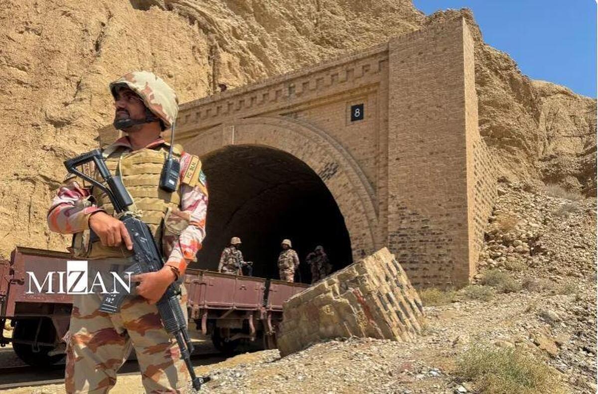 عملیات ارتش پاکستان در مرز‌های مشترک با افغانستان؛ ده‌ها شبه‌نظامی کشته شدند