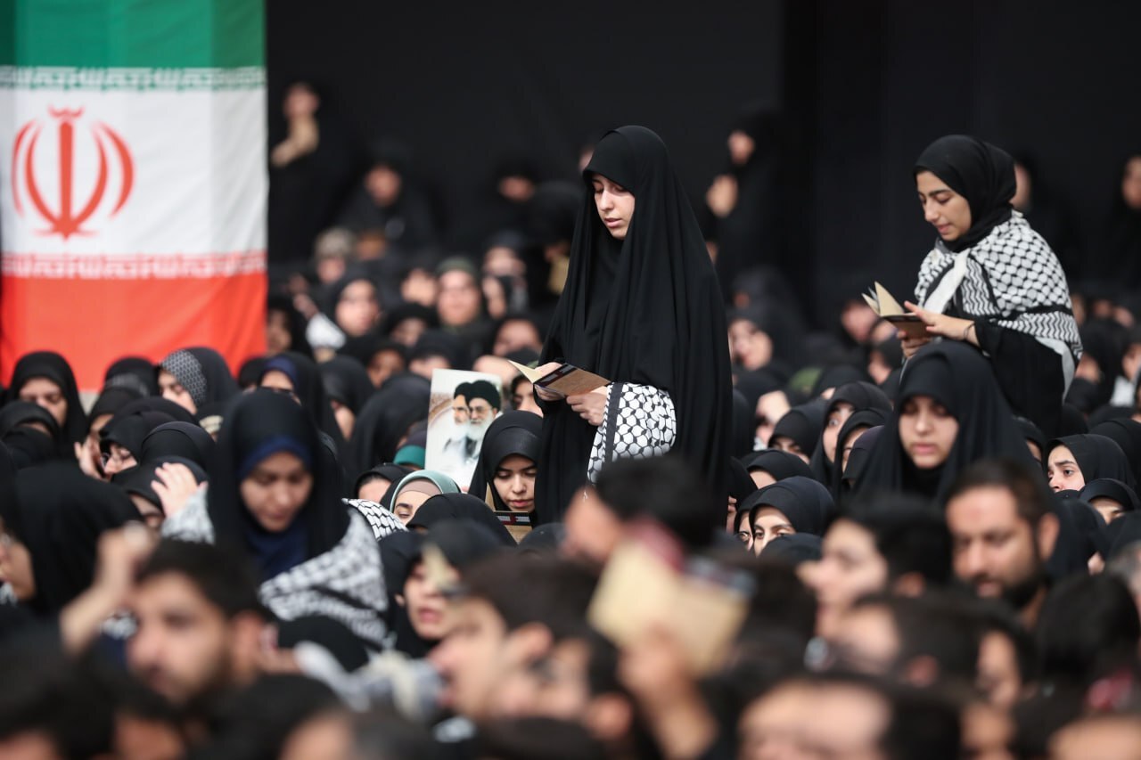 مراسم عزاداری دانشجویی در امام خمینی حسینییا