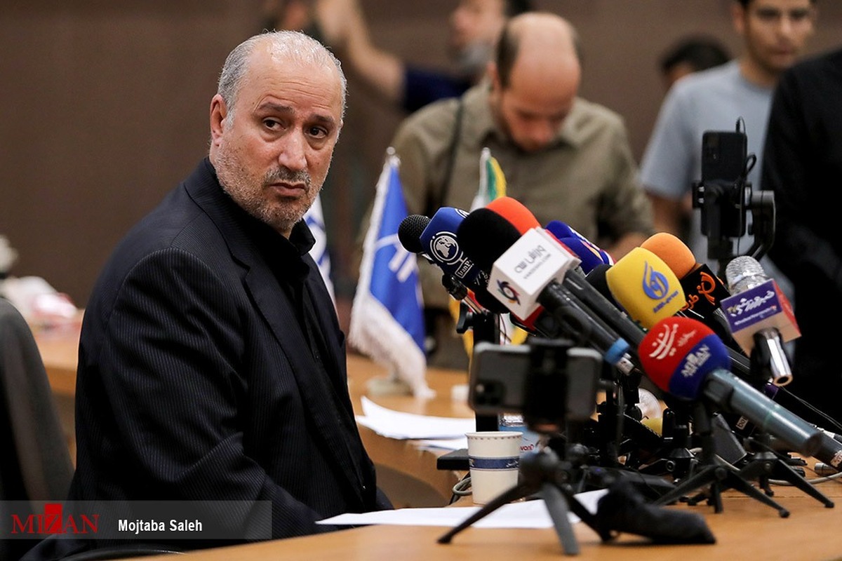 حکم، خارج از استان؛ اجرا در قلب تبریز/ کُلاه گشاد تاج بر سَر استقلال