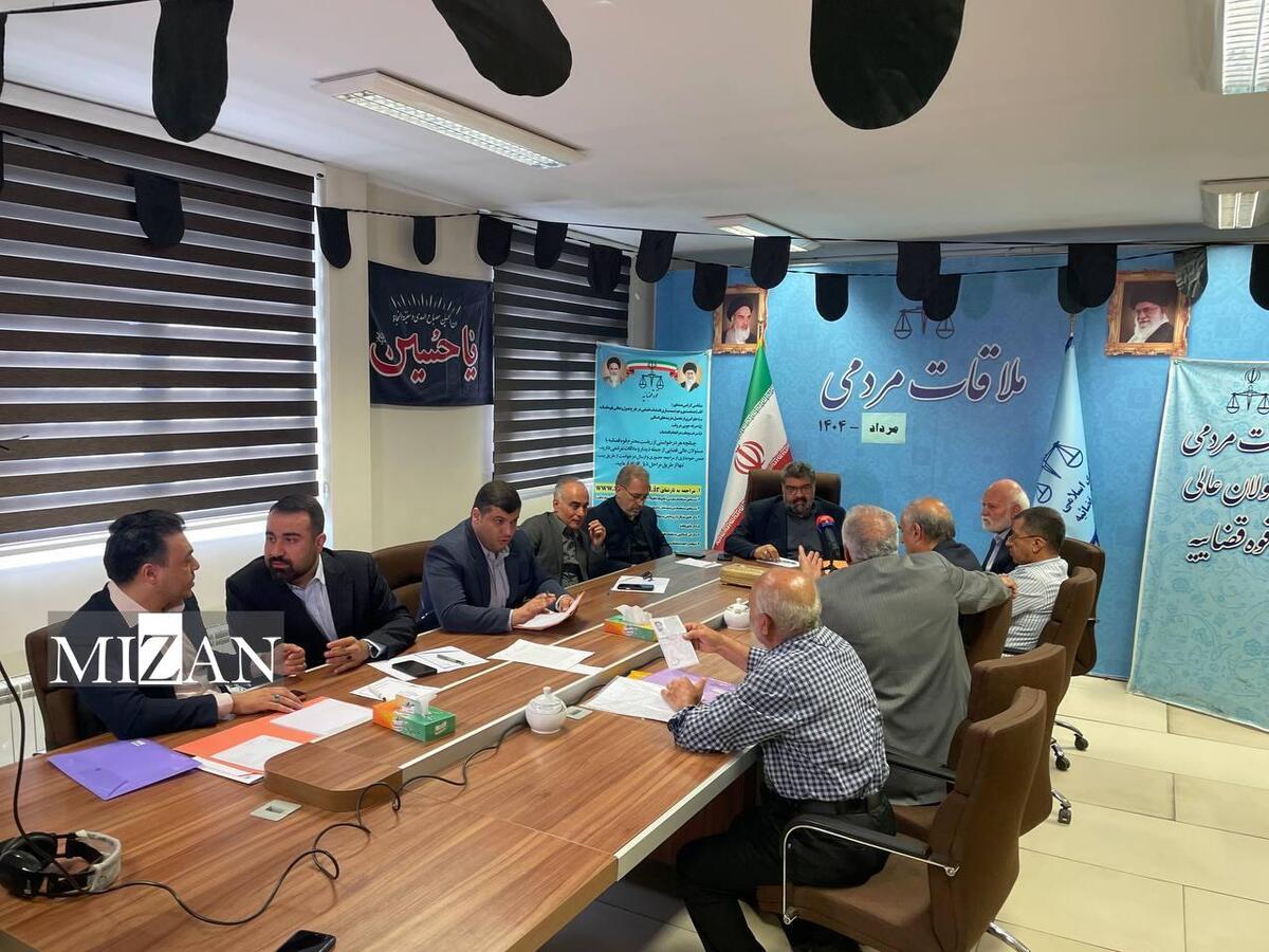 رئیس مرکز وکلا و معاونان این مرکز به مشکلات ۲۶ مراجعه‌کننده در مرکز ارتباطات مردمی قوه قضاییه رسیدگی کردند/ ارائه خدمات مشاوره حقوقی رایگان از طریق سامانه ۱۲۹