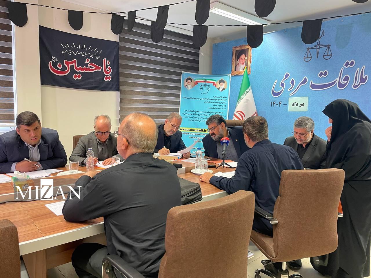 رئیس مرکز وکلا و معاونان این مرکز به مشکلات حقوقی و قضایی ۲۶ مراجعه‌کننده در مرکز ارتباطات مردمی قوه قضاییه رسیدگی کردند/ ارائه خدمات رایگان مشاوره حقوقی از طریق سامانه ۱۲۹