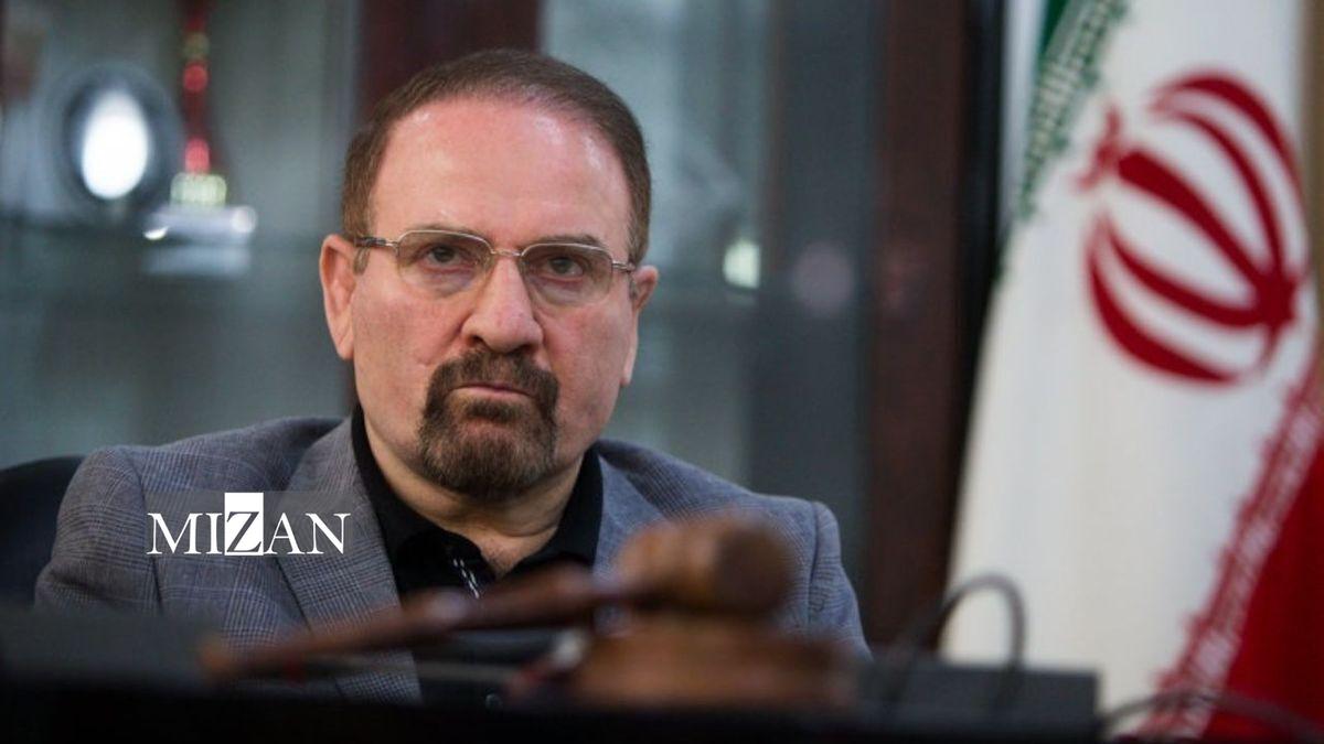 یک وکیل دادگستری: قانونی در حوزه مطبوعات تصویب شود که مانع مداخله و تفاسیر متعدد باشد