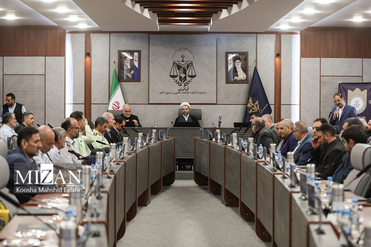 معاون اول قوه قضاییه: آنچه آمریکا را در ۴۷ سال انقلاب اسلامی عصبانی کرده، قدرت تفکر و اندیشه ملت ایران است/ رئیس سازمان زندان‌ها: ۶۰ هزار خانواده زندانی نیازمند تحت پوشش انجمن حمایت خانواده زندانیان قرار دارند