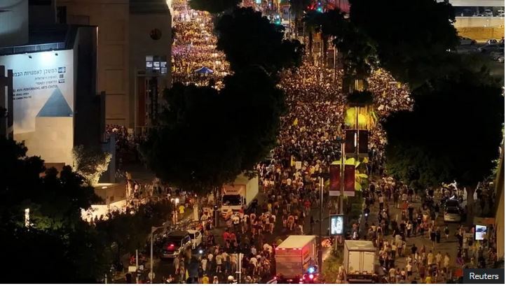 اراضی اشغالی صحنه تظاهرات ضدجنگ؛ پلیس رژیم صهیونیستی به خشونت متوسل شد