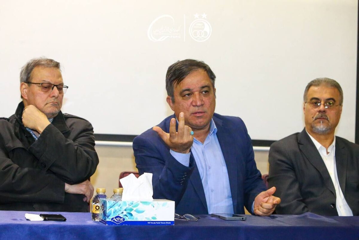 تاجرنیا: انتخاب بوژوویچ اشتباه بود و من هم مقصرم/ مدیریت من توییتری نیست/ مطب و خانه‌ام را برای جبران خسارت کاریله می‌دهم