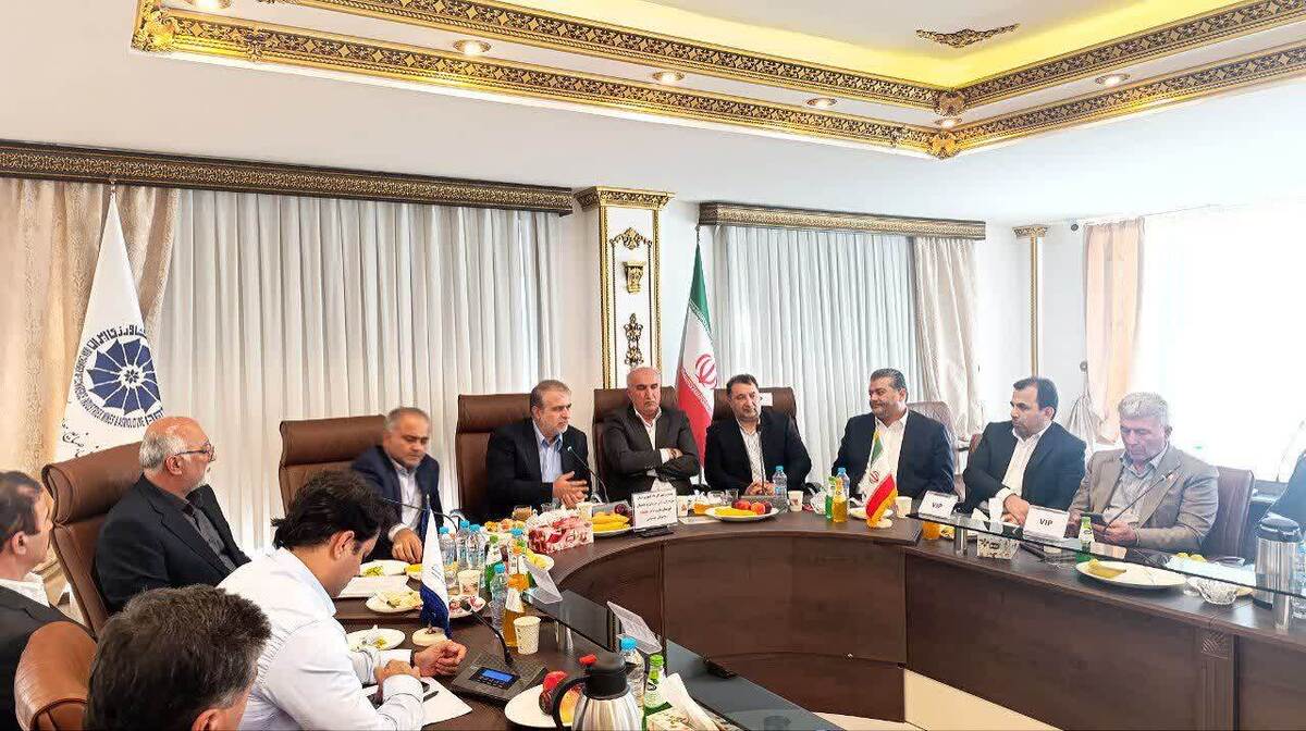 بررسی مشکلات حقوقی و قضایی فعالان اقتصادی مازندران با حضور رئیس کل دادگستری و مسئولین مربوطه