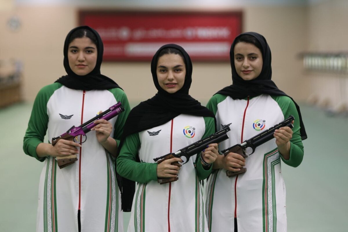 تیراندازی قهرمانی آسیا| مدال نقره تیم تپانچه ۱۰ متر دختران نوجوان/ امیری و ارشدنیا فینالیست شدند