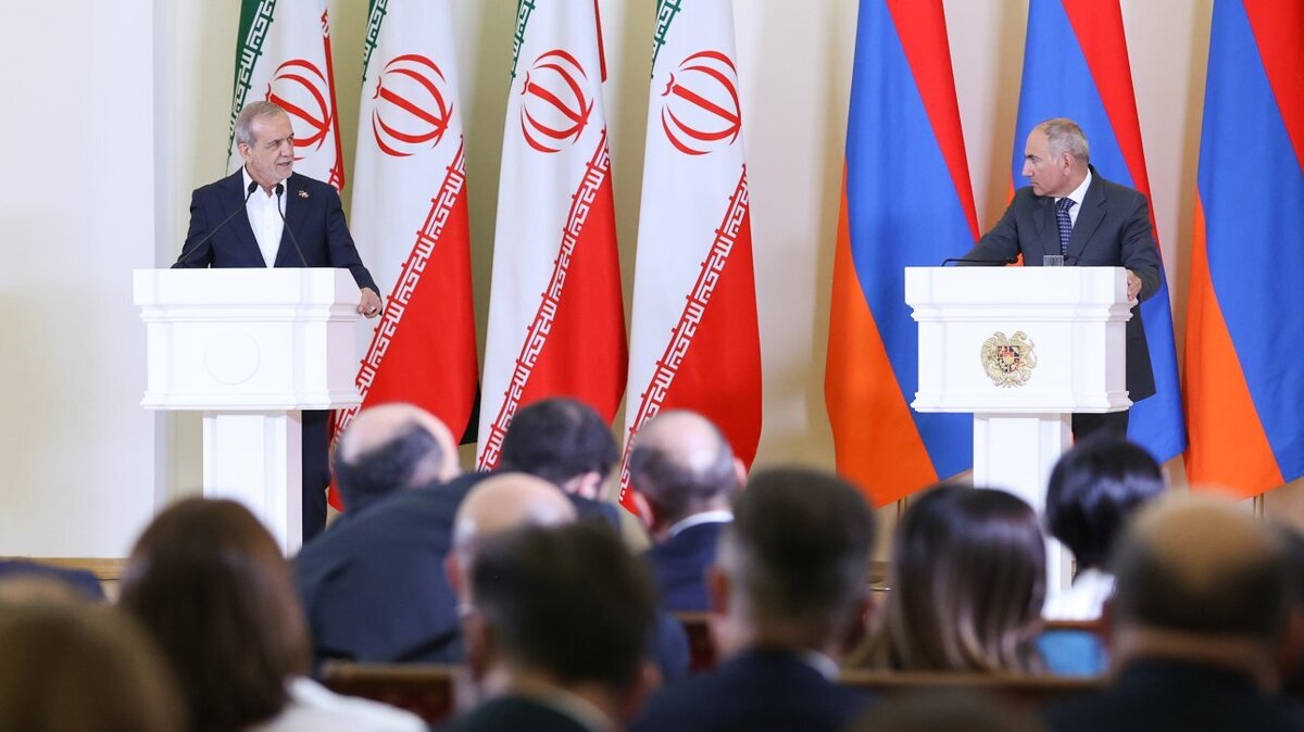 پزشکیان: قفقاز نباید به عرصه‌ای برای رقابت‌های ژئوپلیتیک تبدیل شود/ صلح در منطقه برای ایران یک اولویت راهبردی است