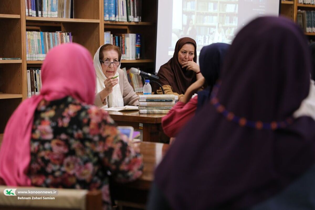 یکصدوچهاردهمین نشست کتابخانه مرجع کانون با موضوع «خرد و خردمندی» برگزار شد