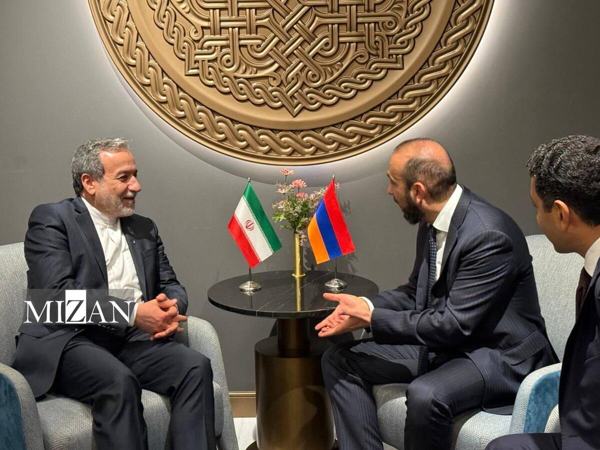 گزارش وزیر خارجه ارمنستان از رایزنی با عراقچی