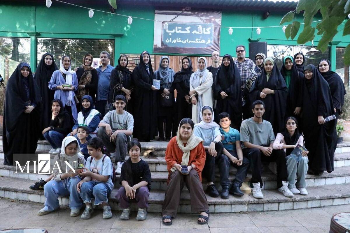 آیین رونمایی و نقد کتاب «صدای تاریکی» در فرهنگسرای خاوران