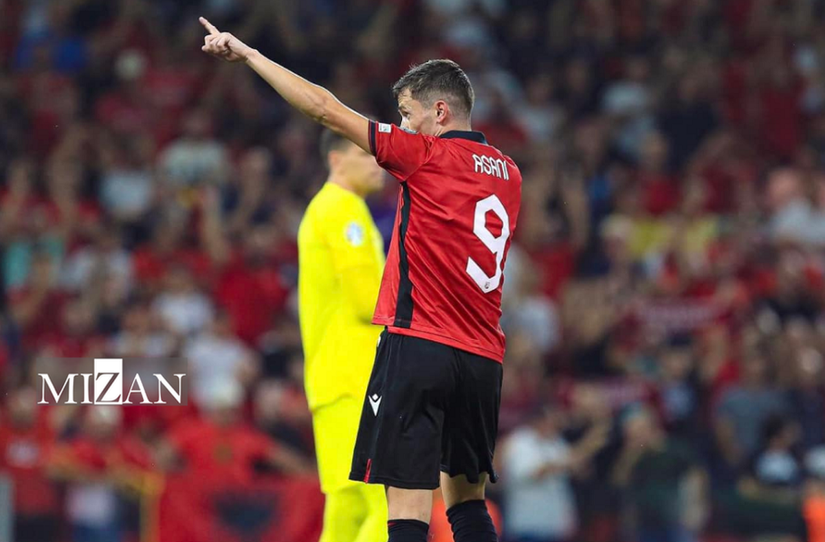 خداحافظی آسانی با هواداران گوانگجو/ وینگر آلبانیایی در راه تهران +عکس