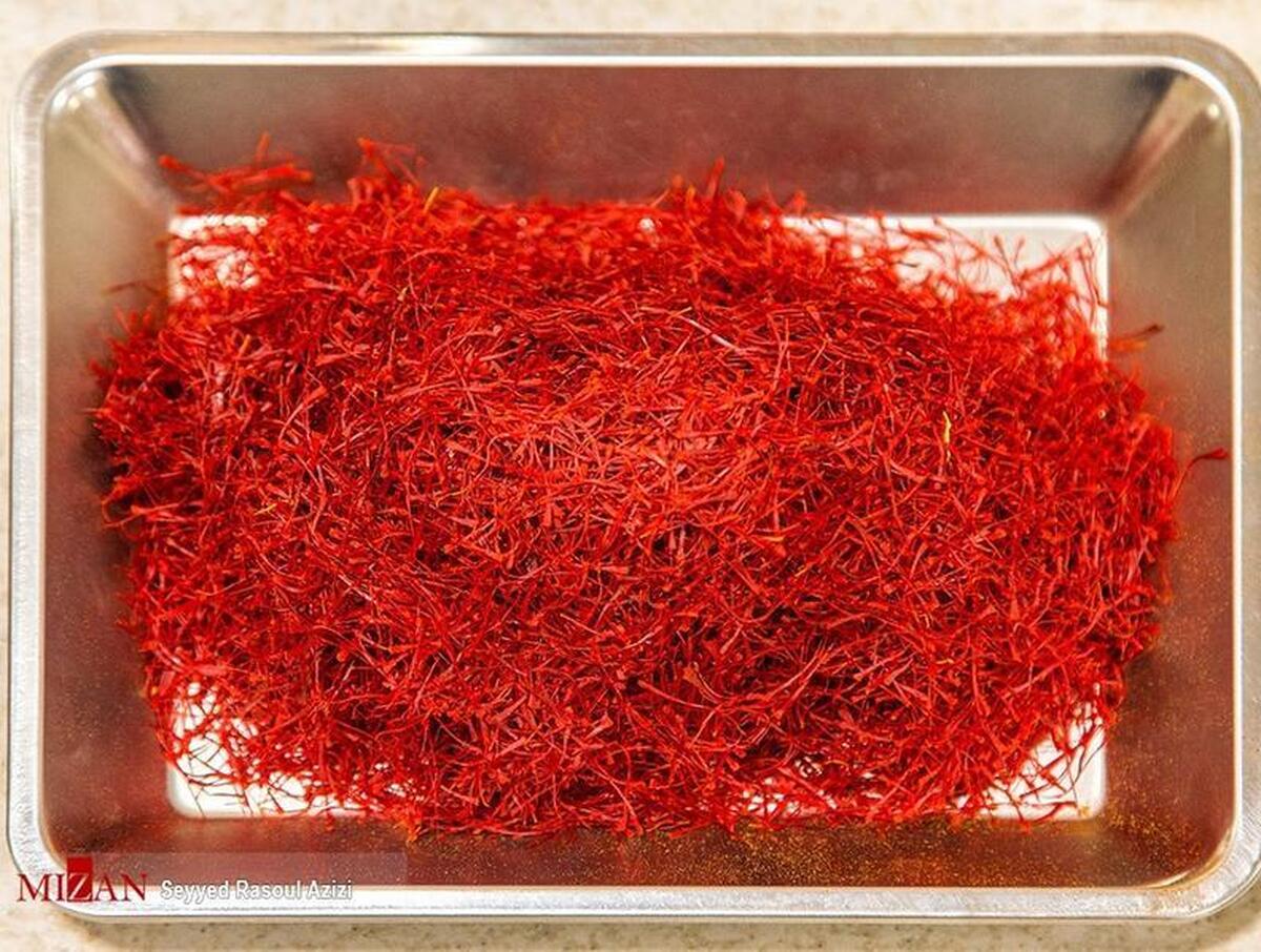 مهم‌ترین موانع صادرات زعفران؛ از فعالیت قاچاقچیان تا الزام بازگشت ارز با نرخ نیمایی